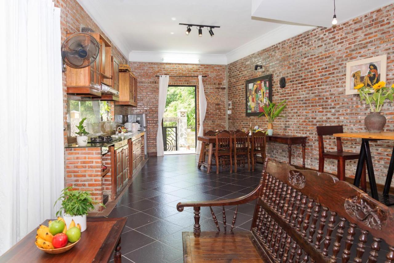 Calm House 2 Hostel 호이안 외부 사진