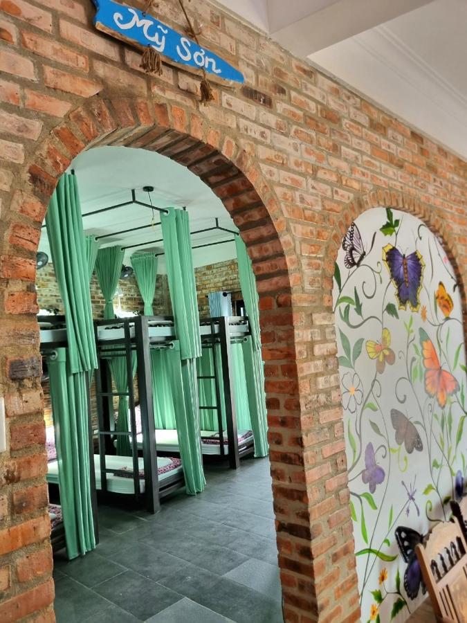 Calm House 2 Hostel 호이안 외부 사진