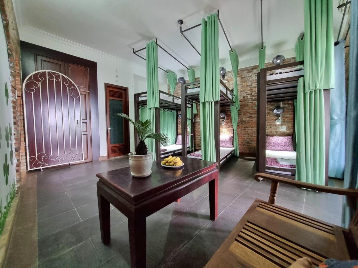 Calm House 2 Hostel 호이안 외부 사진
