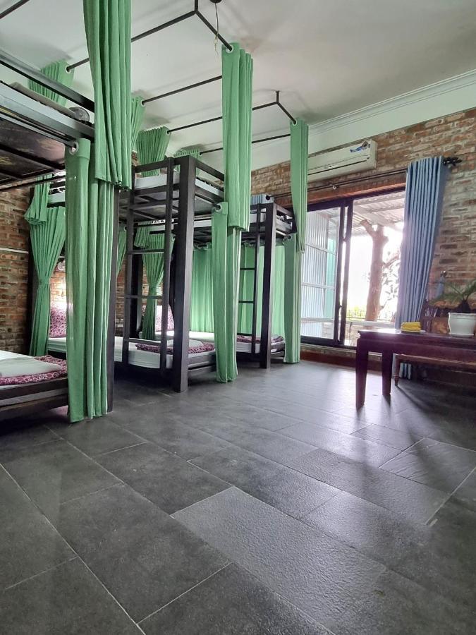 Calm House 2 Hostel 호이안 외부 사진