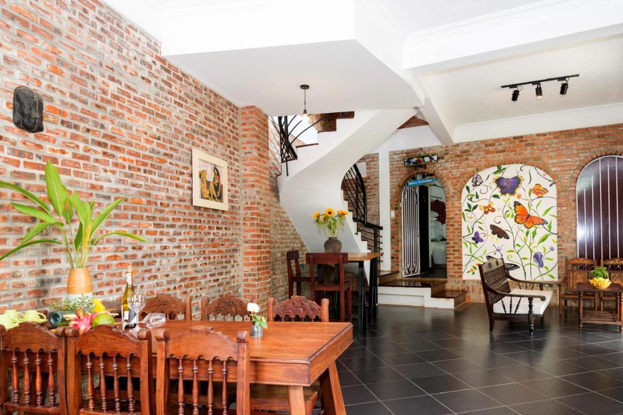 Calm House 2 Hostel 호이안 외부 사진