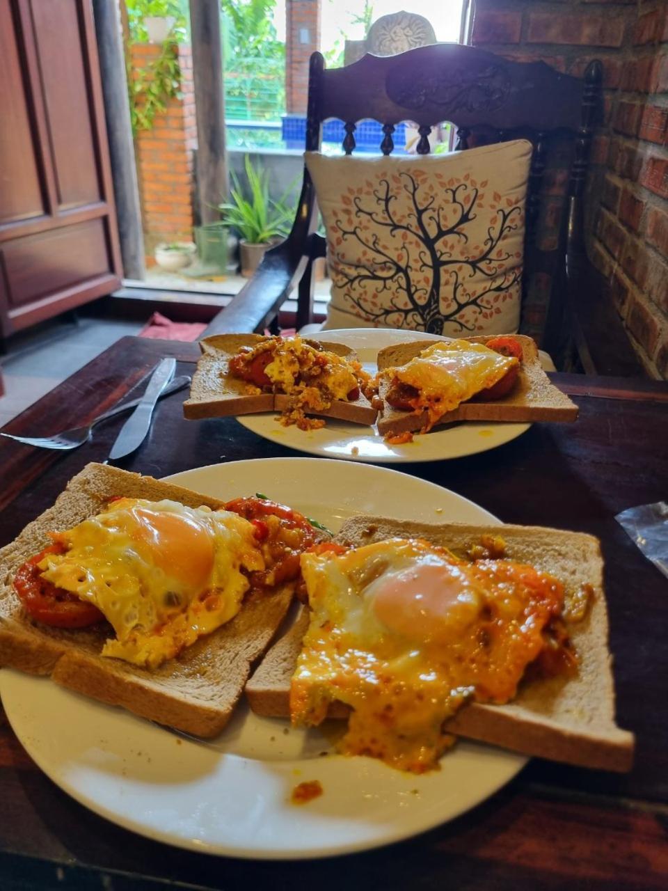 Calm House 2 Hostel 호이안 외부 사진